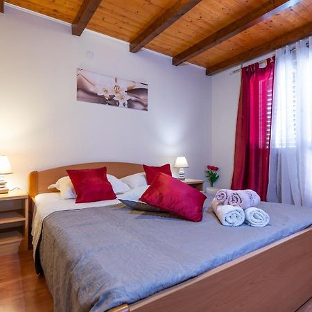 Apartment Maja'S Style Vela Luka Bagian luar foto